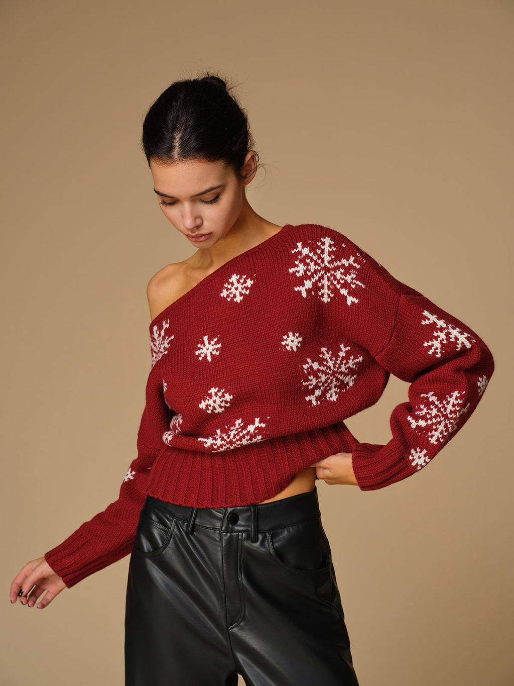 Asymmetrical Snowflake Knit Top 4