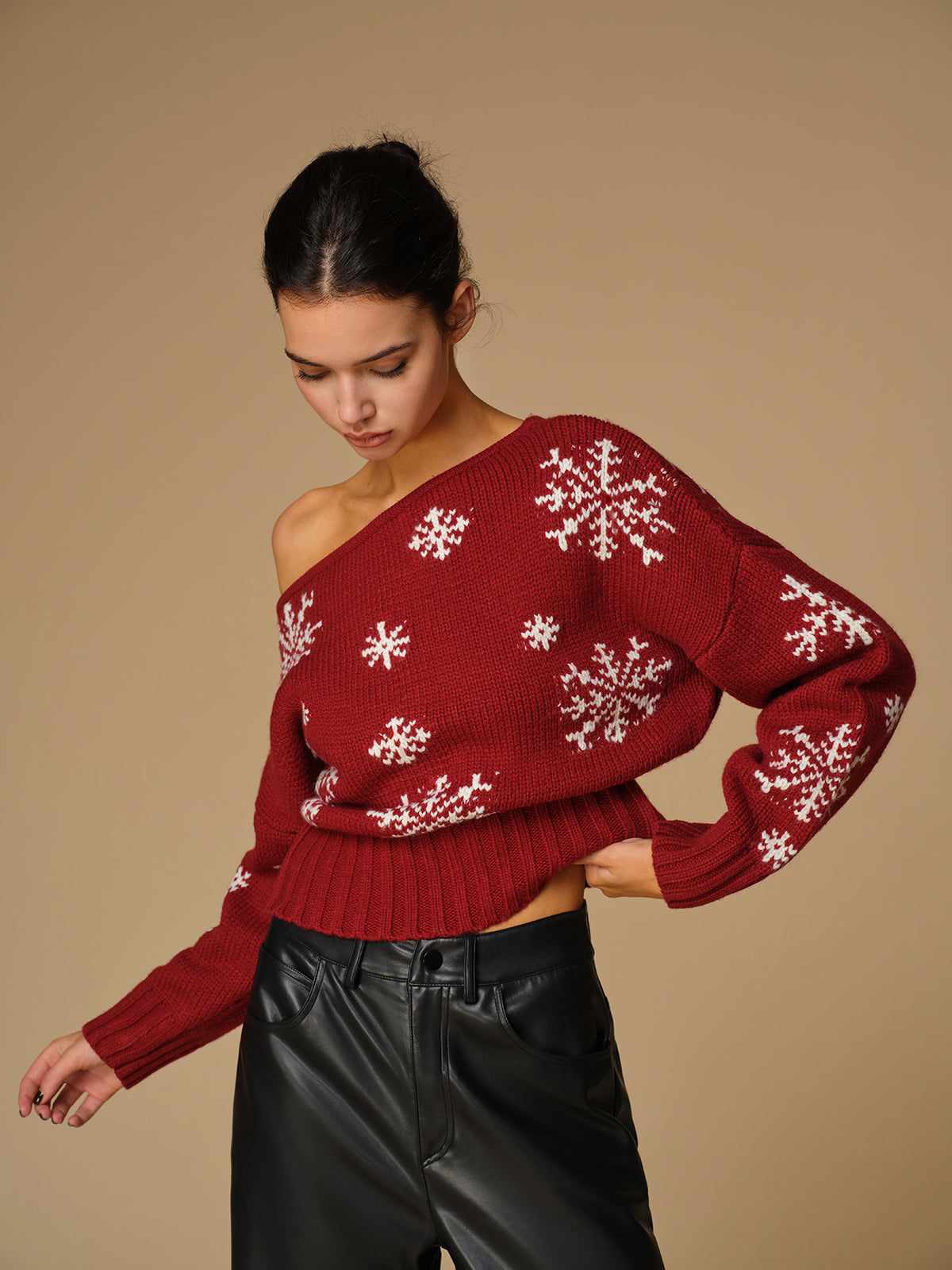Asymmetrical Snowflake Knit Top 4